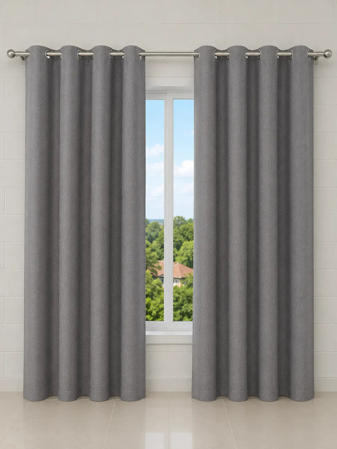 Cortina Blackout Eclipse Astro cinza em ambiente com luz natural